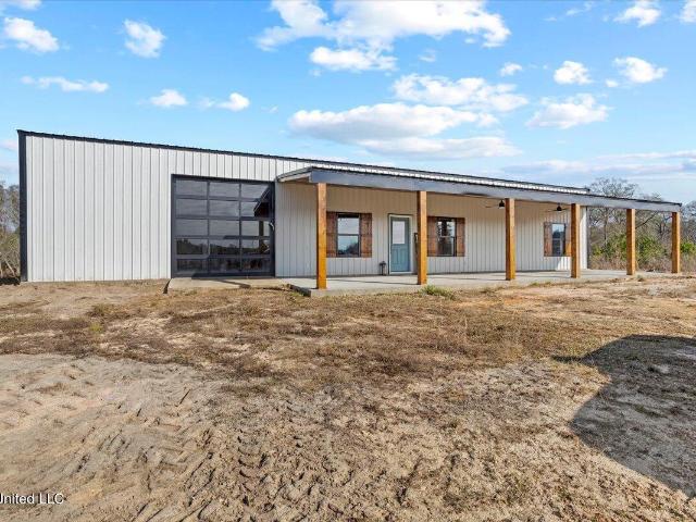 House for sale in Wiggins, Mississippi