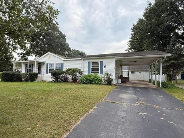 House for sale in New Hampshire