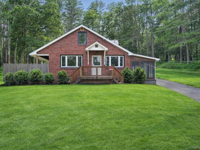 House for sale in Barryville, New York