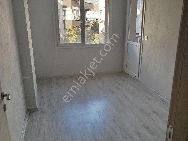 Menderes, İzmir içerisinde kiralık mülk