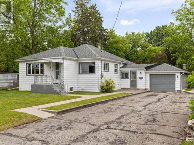 House for sale in Barrie, Ontario