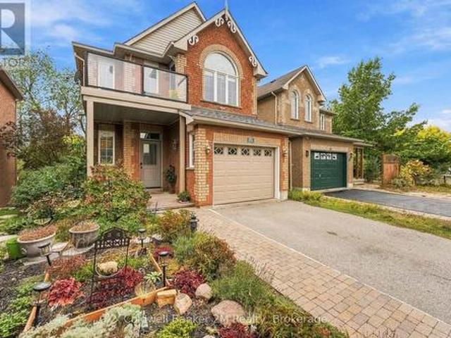 House for sale in Ajax, Golden Horseshoe