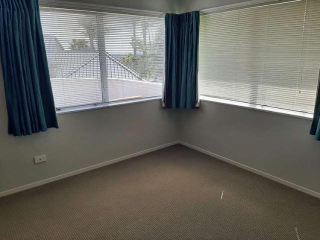 Property for rent in Botany Downs, Auckland