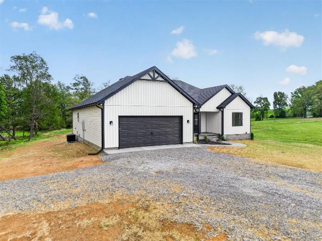 House for sale in Auburn, Kentucky