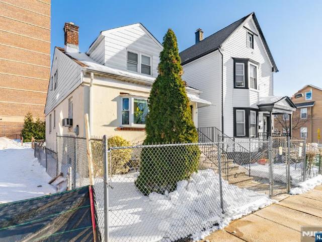 House for sale in Irvington, New Jersey