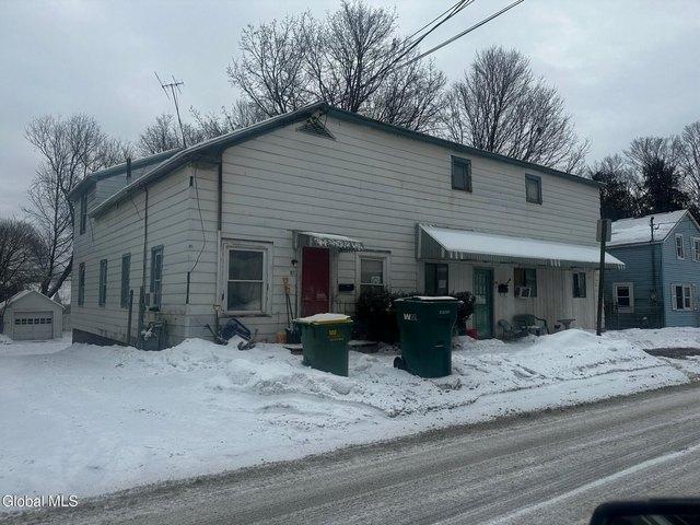 House for sale in New York