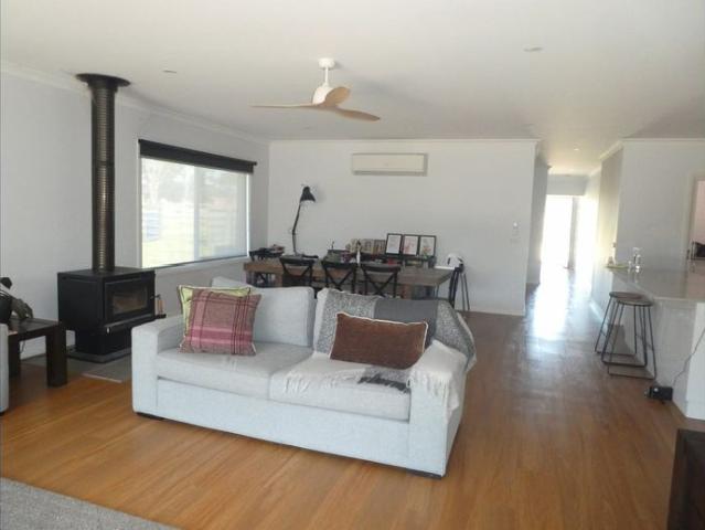 House for rent in Nicholson, Shire of East Gippsland