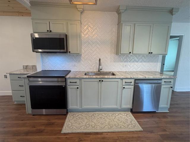 House for sale in Lake Jackson, Texas