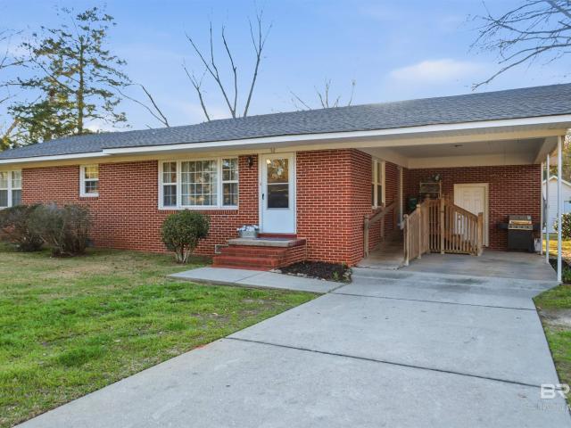 House for sale in Monroeville, Alabama