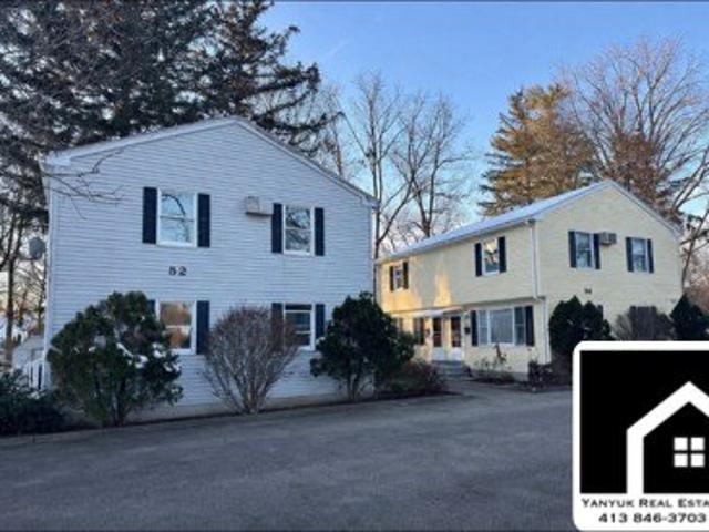 Townhouse for rent in Hampden, Massachusetts