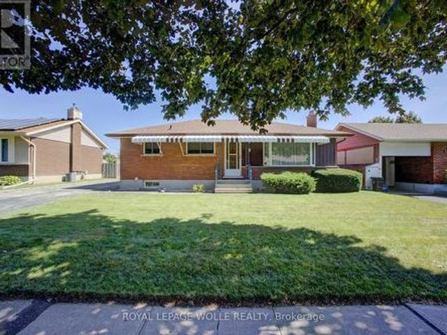 House for sale in Kitchener, Ontario