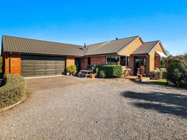 Property for sale in Amberley, Canterbury