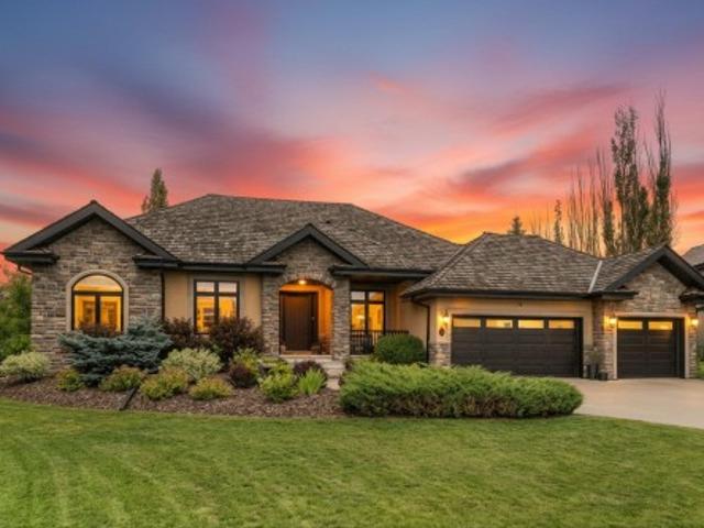 House for sale in Alberta