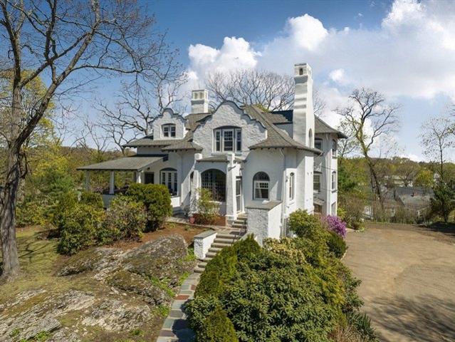 House for sale in Auburndale, Massachusetts