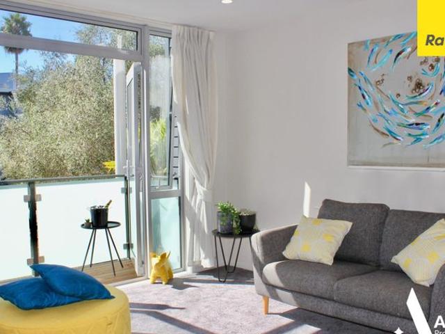 Apartment for rent in Mechanics Bay, Auckland