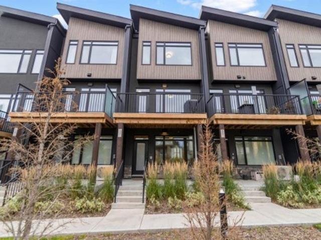 Townhouse for sale in Royal Oak, Calgary