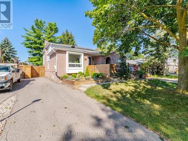 House for sale in New Tecumseth, Ontario