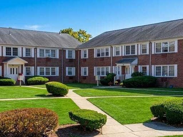 Condo for sale in Monmouth, New Jersey