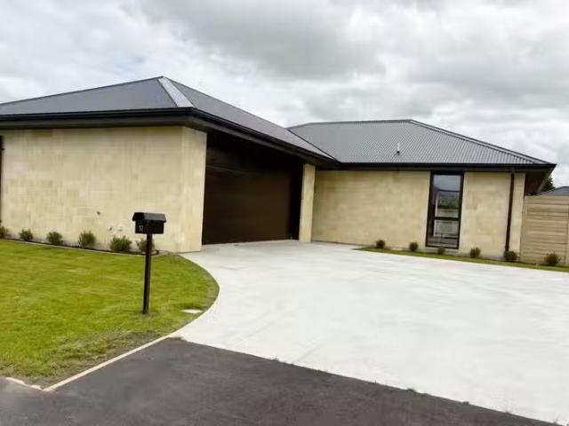 House for sale in Hakatere, Canterbury