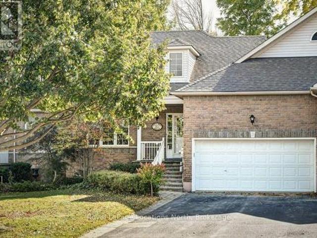 House for sale in Collingwood, Central Ontario