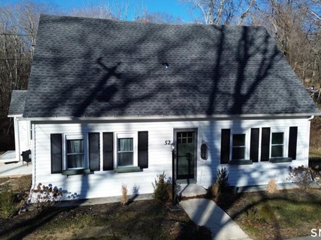 House for sale in East Lyme, Connecticut