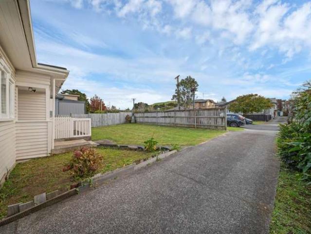 House for sale in Mount Roskill