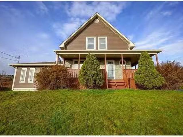 House for sale in Upper Island Cove, Newfoundland And Labrador