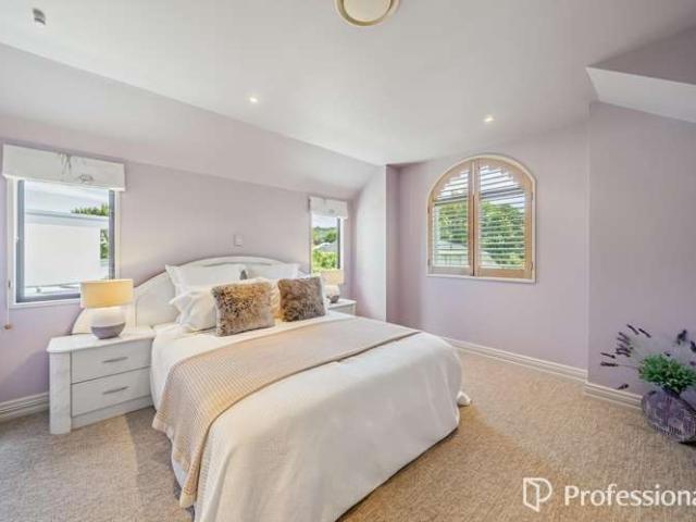 House for sale in Days Bay, Wellington