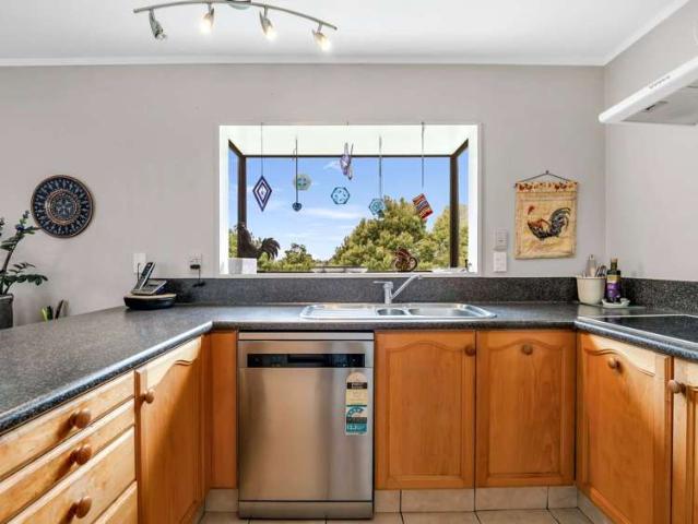 House for sale in Omokoroa, Bay Of Plenty