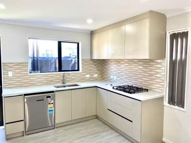 House for rent in Papakura