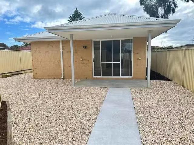 House for rent in Greenfields