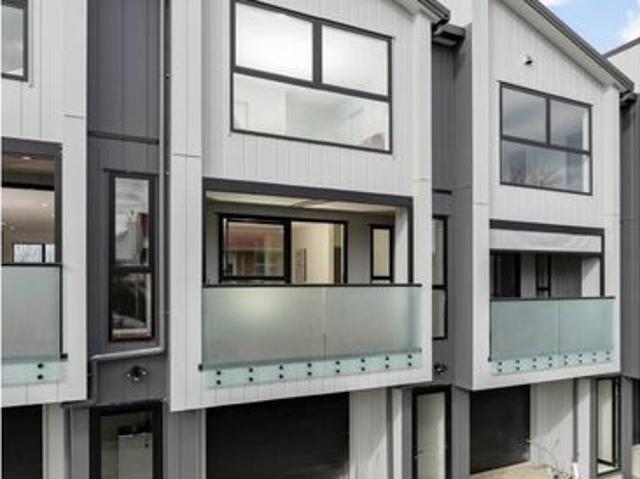 House for rent in Northcote, Kaipātiki