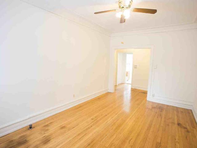 Apartment for rent in Chicago Park, Illinois