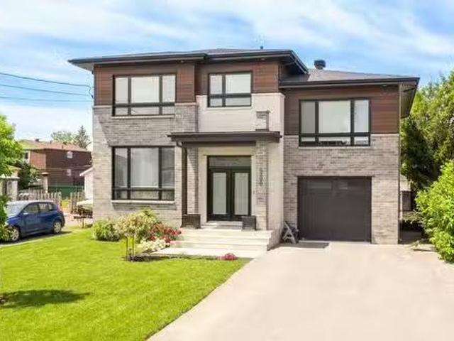 House for sale in Longueuil, Quebec