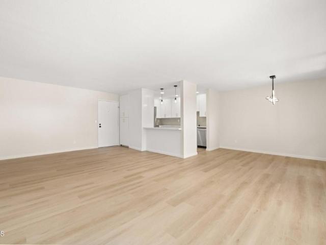 Condo for sale in Long Beach, California
