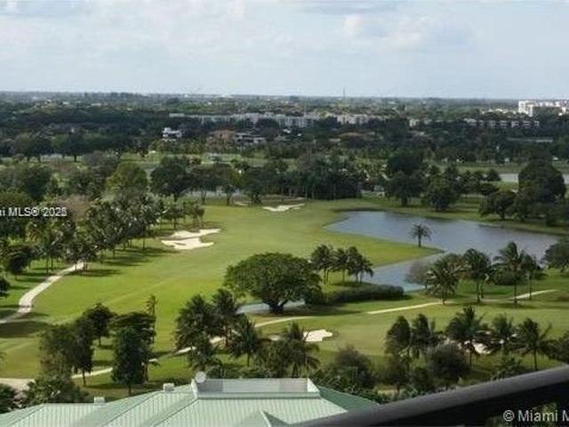 Condo for rent in Doral