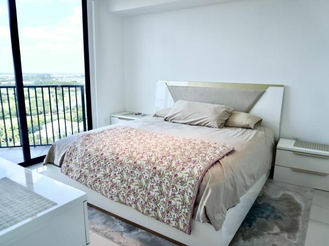 Condo for rent in Doral