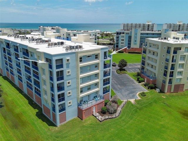 Condo for sale in New Smyrna Beach, Florida
