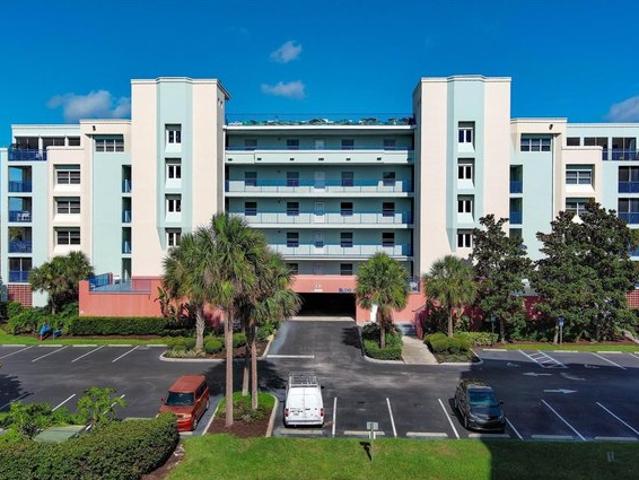 Condo for sale in New Smyrna Beach, Florida