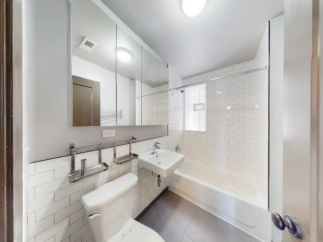 Apartment for rent in Chicago Park, Illinois