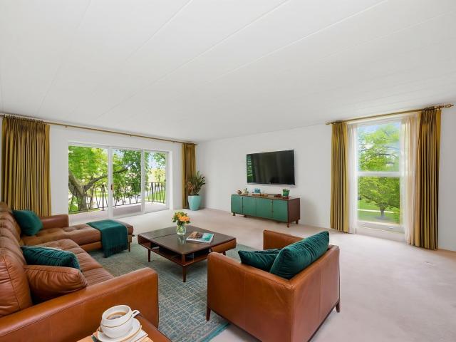 Condo for sale in Downers Grove, Illinois
