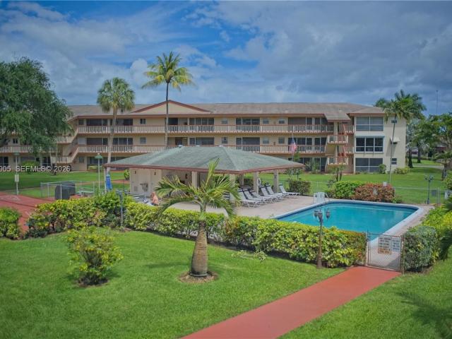 Condo for rent in Hollywood, Florida