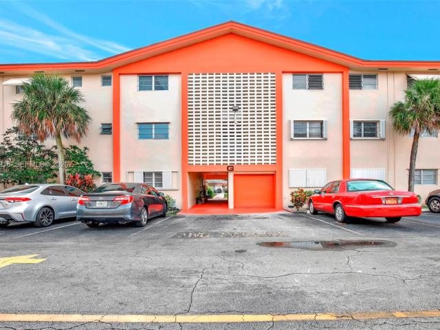 Condo for sale in Hollywood, Florida
