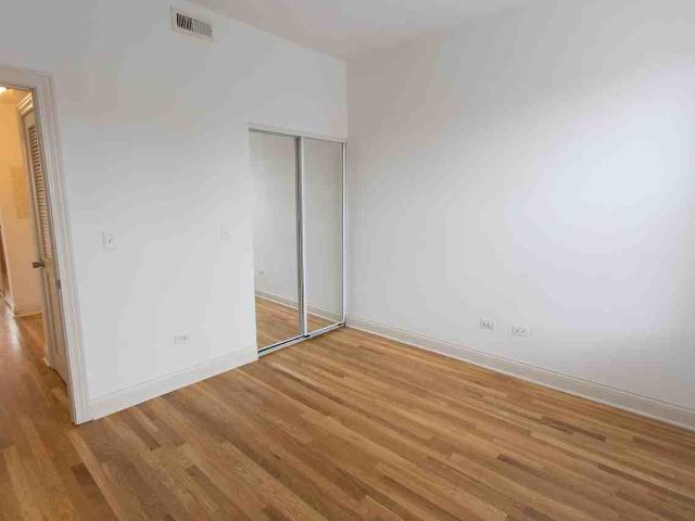 Apartment for rent in Chicago Park, Illinois