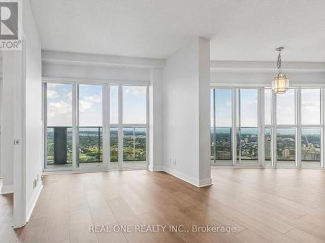 Condo for sale in City Centre, Mississauga