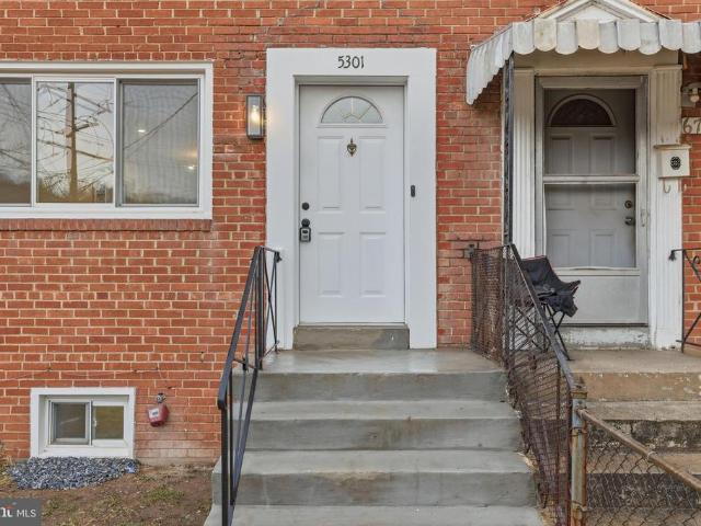 Townhouse for sale in Riverdale, Maryland