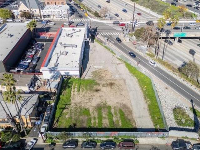 Land for sale in Canoga Park, California