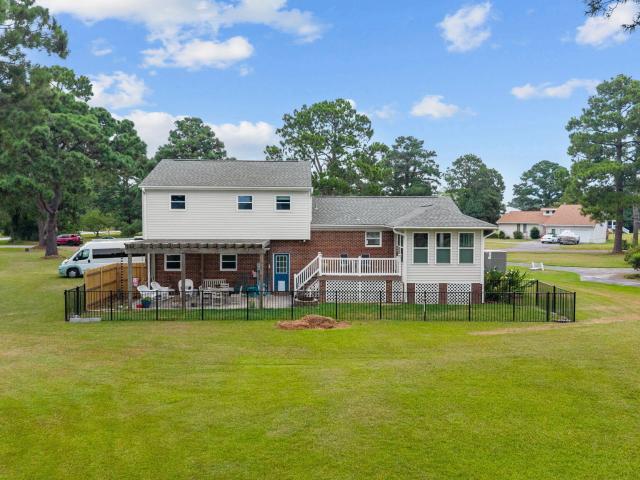 House for sale in Oriental, North Carolina