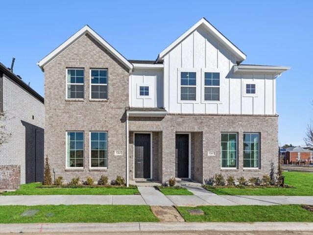 Townhouse for sale in Haltom City, Texas