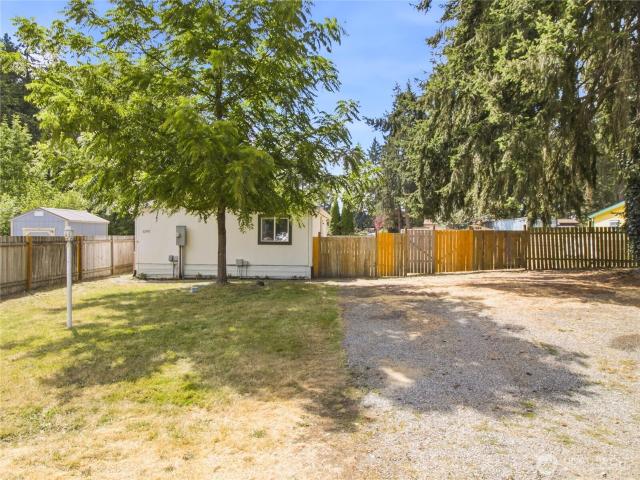 House for sale in Washington